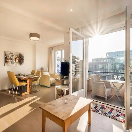 Apartment In With Side Sea View, Cleaning Included